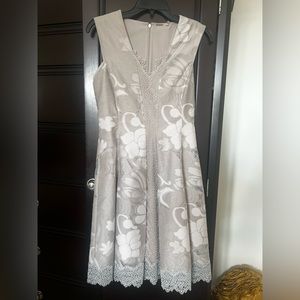 Elie Tahari gray and silver cocktail dress